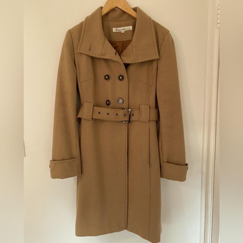 Kenneth Cole Coat. Size 8 wool blend.